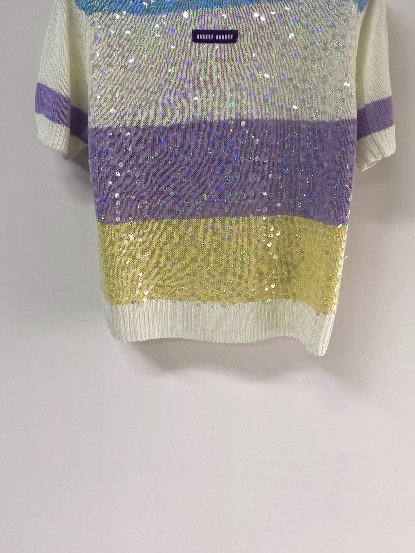 MIUMIU 26S SHORT-SLEEVED SWEATER STYLE 1128
