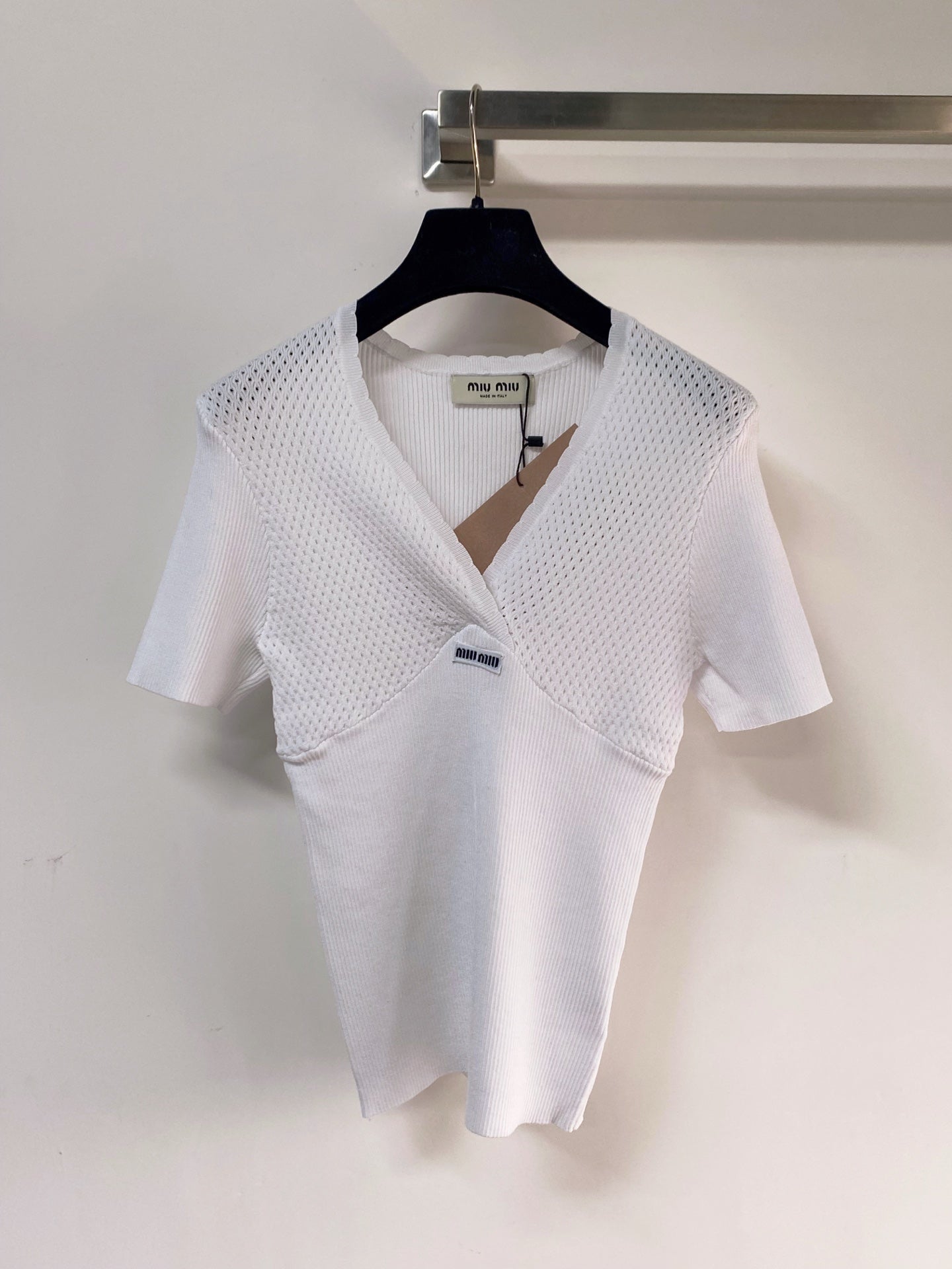 MIUMIU 26S SHORT-SLEEVED SWEATER STYLE 1139