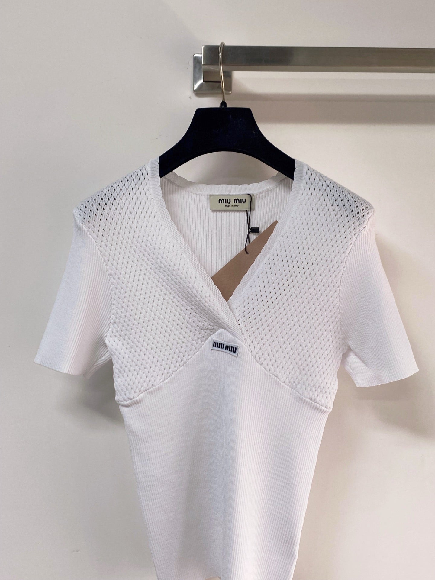 MIUMIU 26S SHORT-SLEEVED SWEATER STYLE 1139