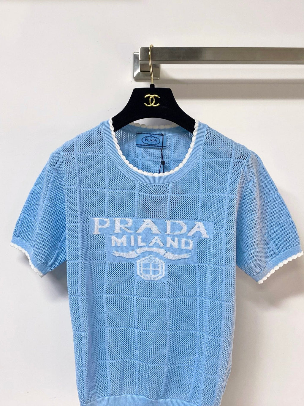 PRADA 26S SHORT-SLEEVED SWEATER STYLE 856
