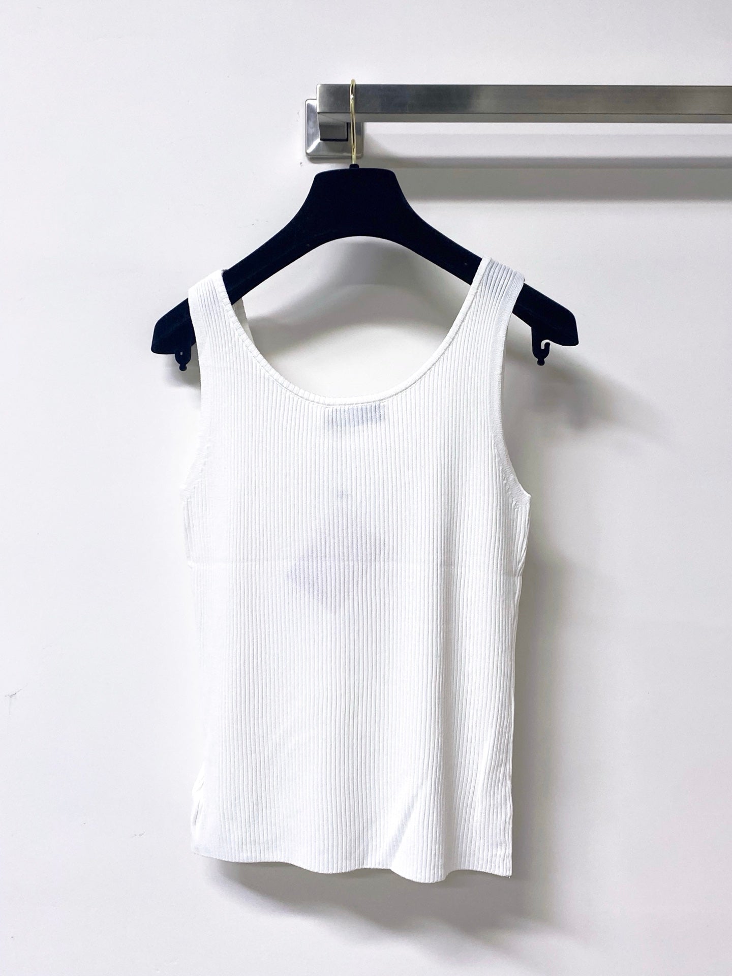 MIUMIU 26S TANK TOP STYLE 1047