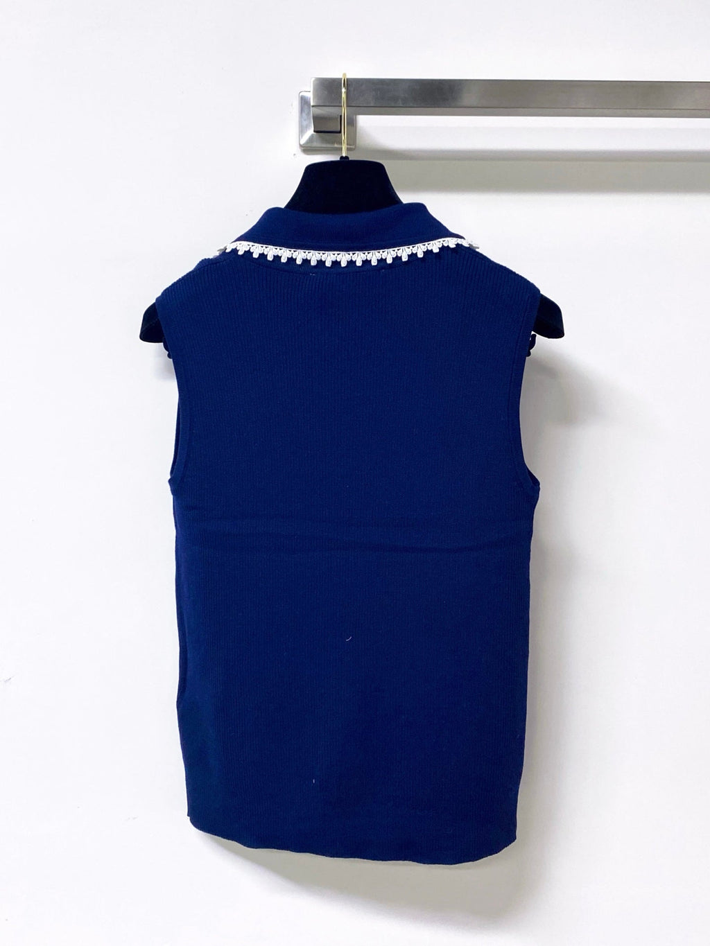 MIUMIU 26S SLEEVELESS POLO TOP STYLE 1051