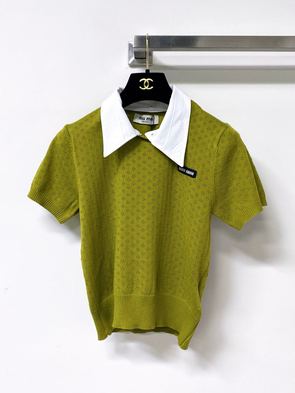 MIUMIU 26S SHORT-SLEEVED KNIT POLO SHIRT STYLE 1056