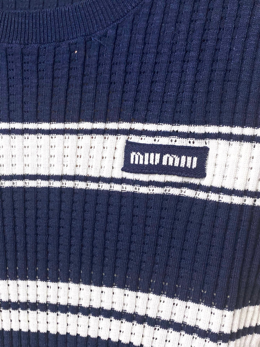 MIUMIU 26S SHORT-SLEEVED SWEATER STYLE 1058
