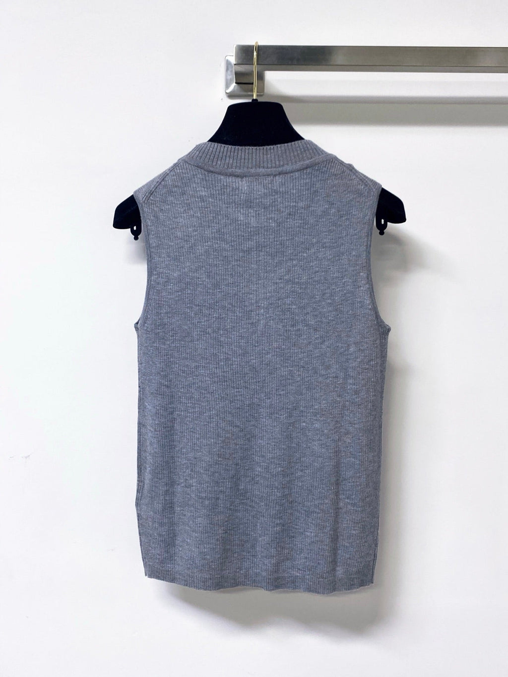 CHANEL 26S KNIT SLEEVELESS TOP STYLE 1208