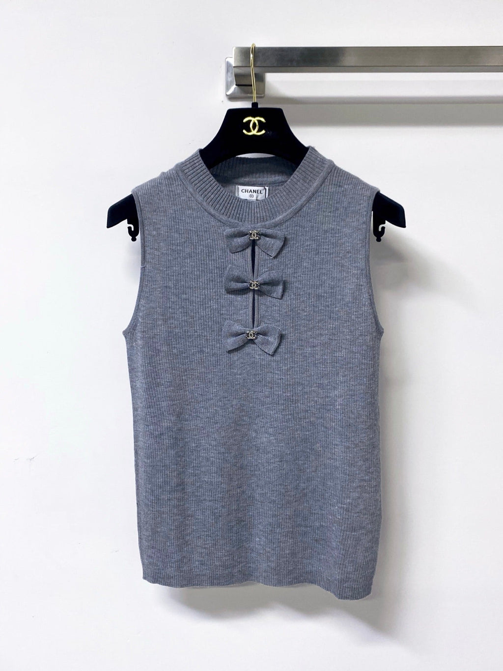 CHANEL 26S KNIT SLEEVELESS TOP STYLE 1208