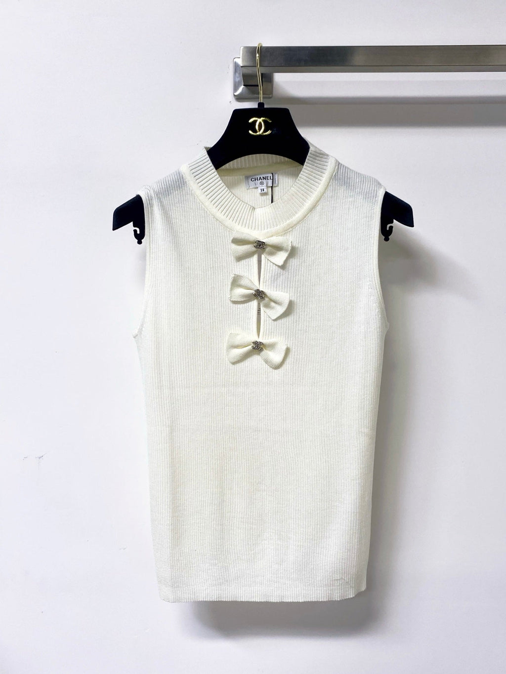 CHANEL 26S KNIT SLEEVELESS TOP STYLE 1207