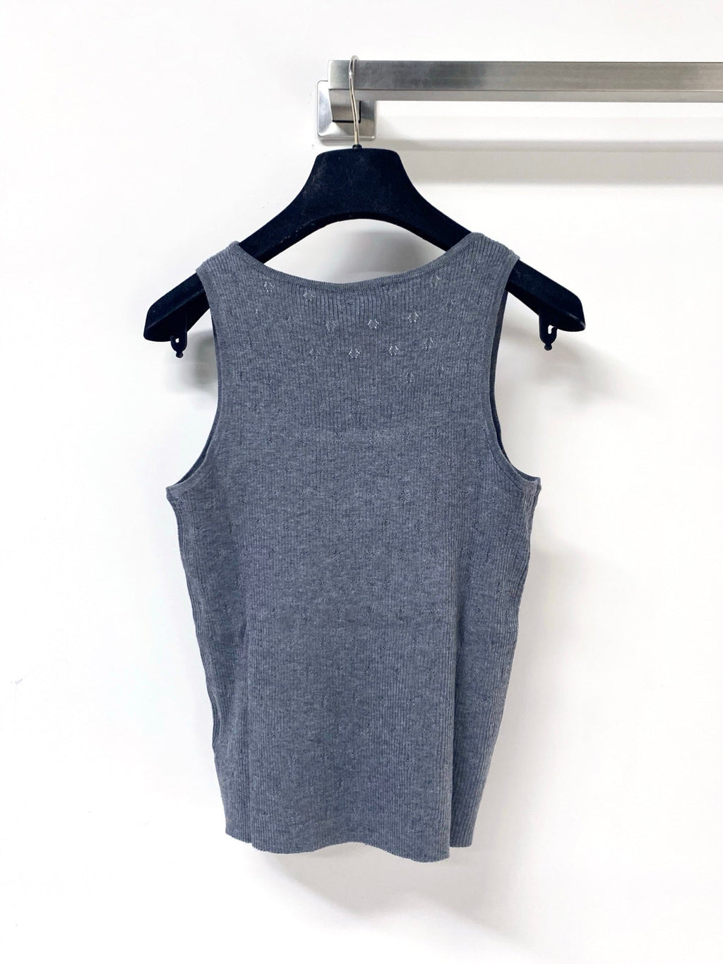 CHANEL 26S KNITTED SLEEVELESS TOP STYLE 1174