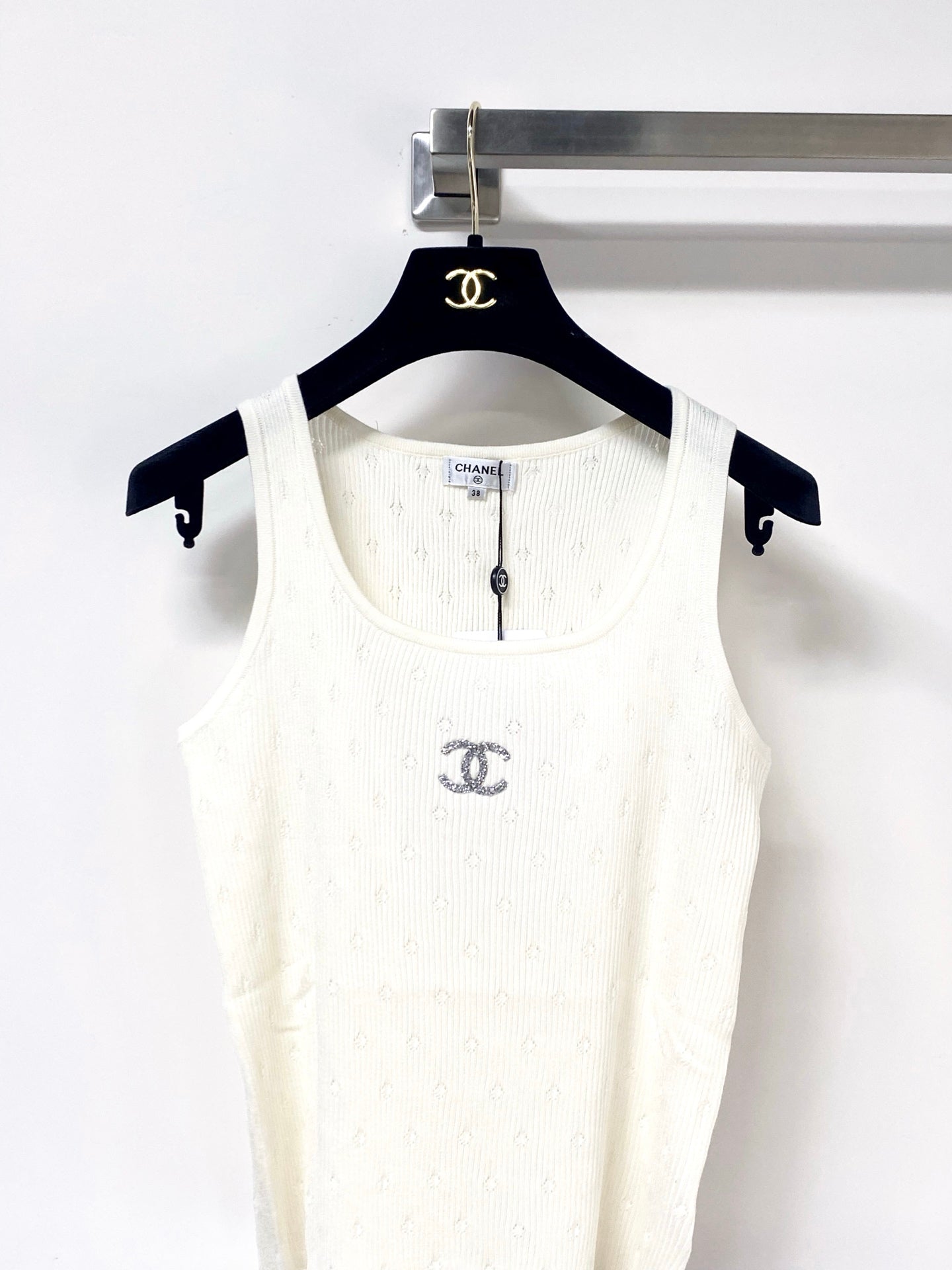CHANEL 26S KNITTED SLEEVELESS TOP STYLE 1173