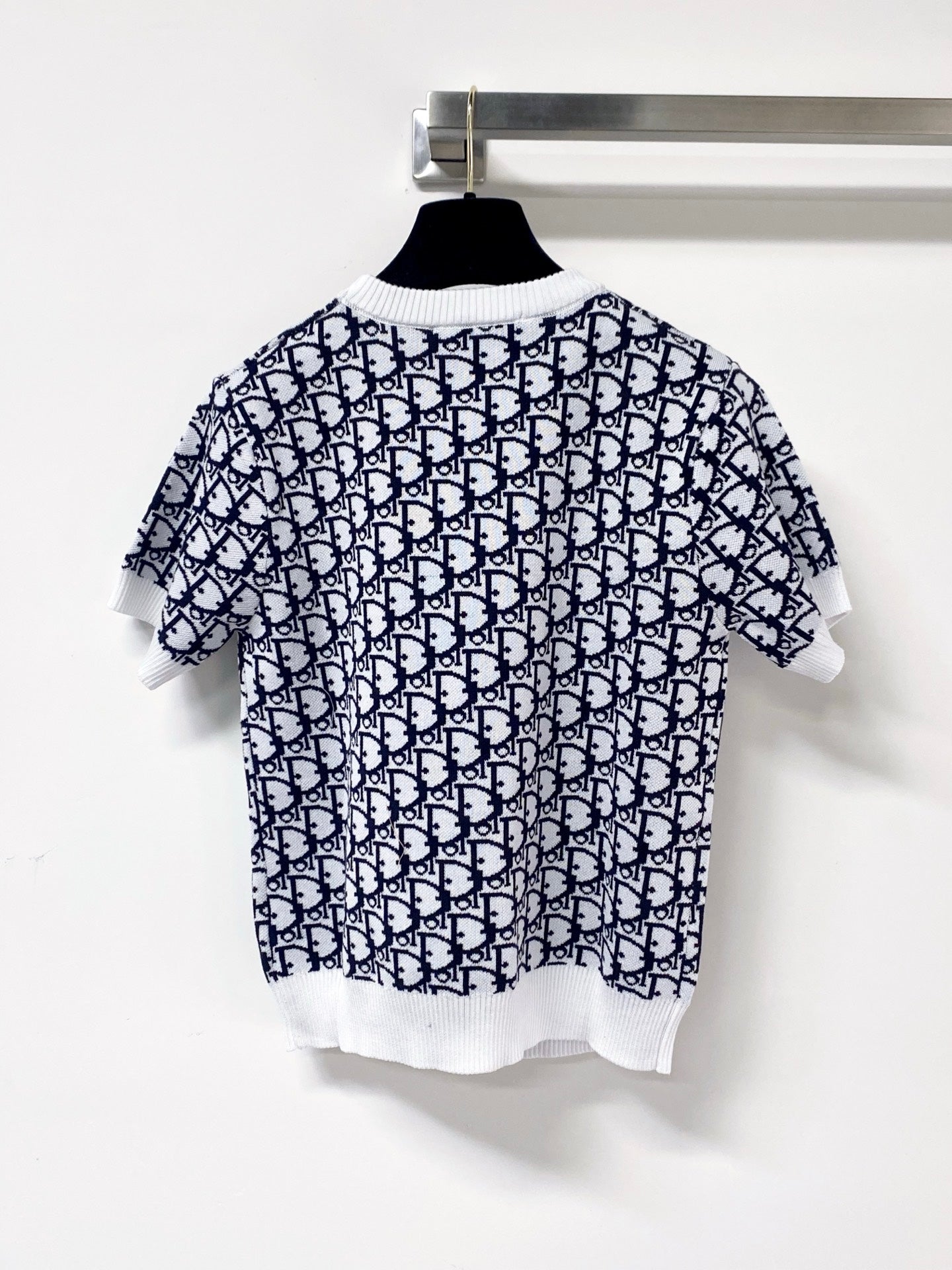 DIOR 26S SHORT-SLEEVED SWEATER 1253