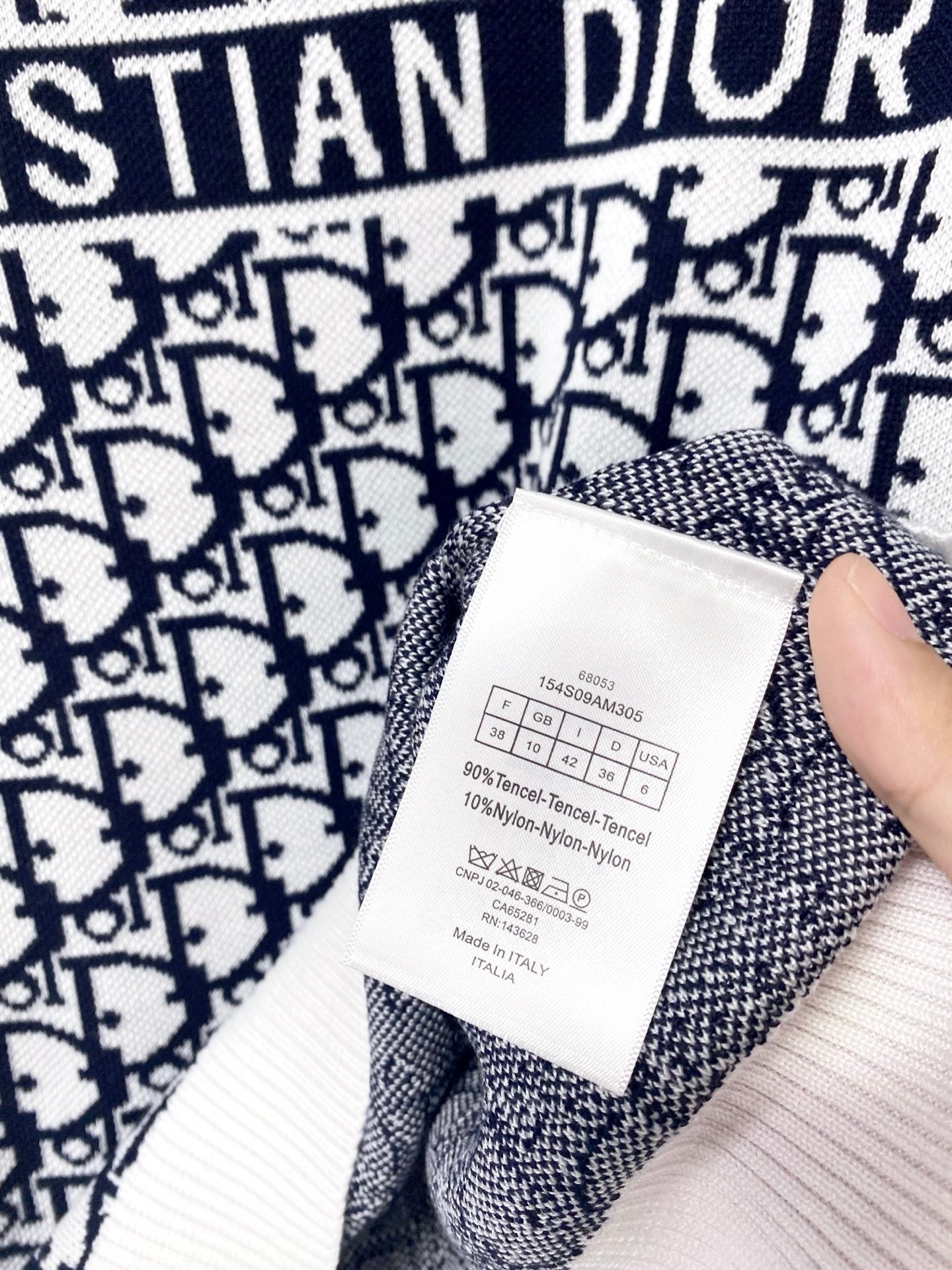 DIOR 26S SHORT-SLEEVED SWEATER 1253