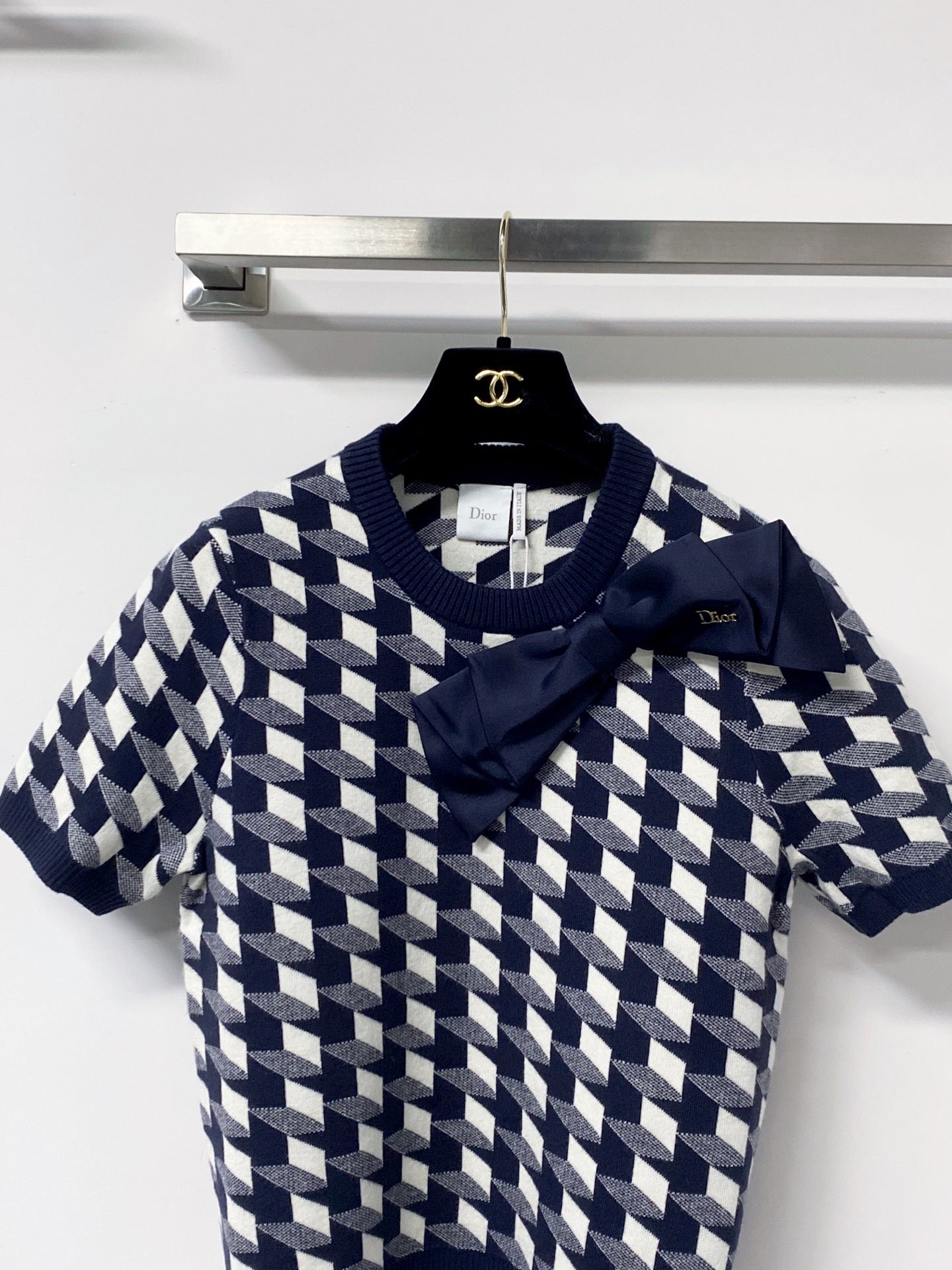 DIOR 26S SHORT-SLEEVE KNIT SWEATER 1403