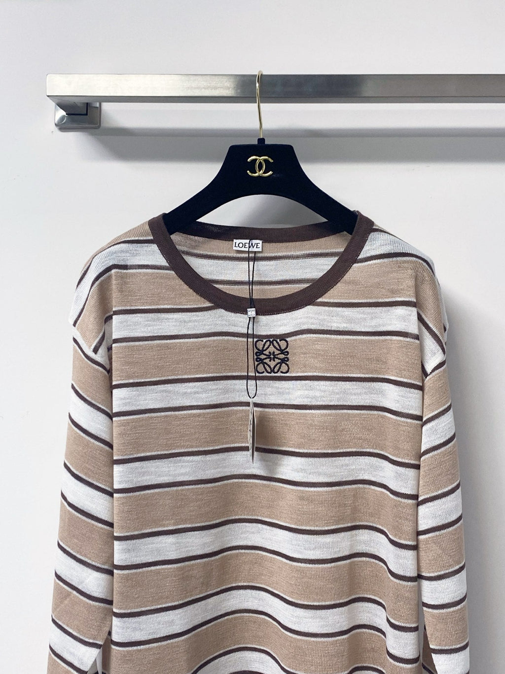 LOEWE 26S STRIPED LIGHTWEIGHT KNITTED SWEATER 570