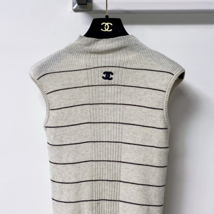 CHANEL 26S NECK SLEEVELESS KNIT TOP 1635