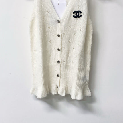 CHANEL 26S KNIT VEST 1637