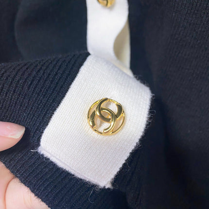CHANEL 26S KNIT CARDIGAN 1622