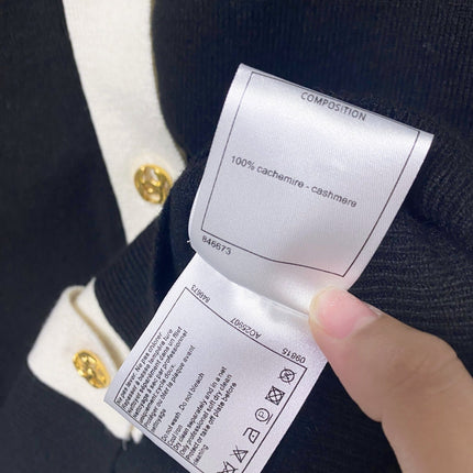 CHANEL 26S KNIT CARDIGAN 1622