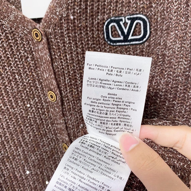 VALENTINO 26S V-NECK BUTTONED KNIT VEST 418
