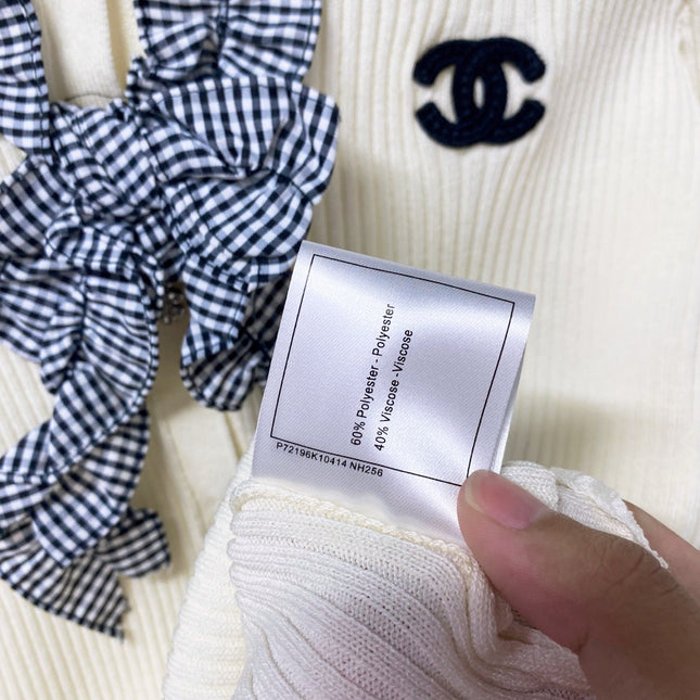 CHANEL 26S RUFFLE KNIT CARDIGAN 1678