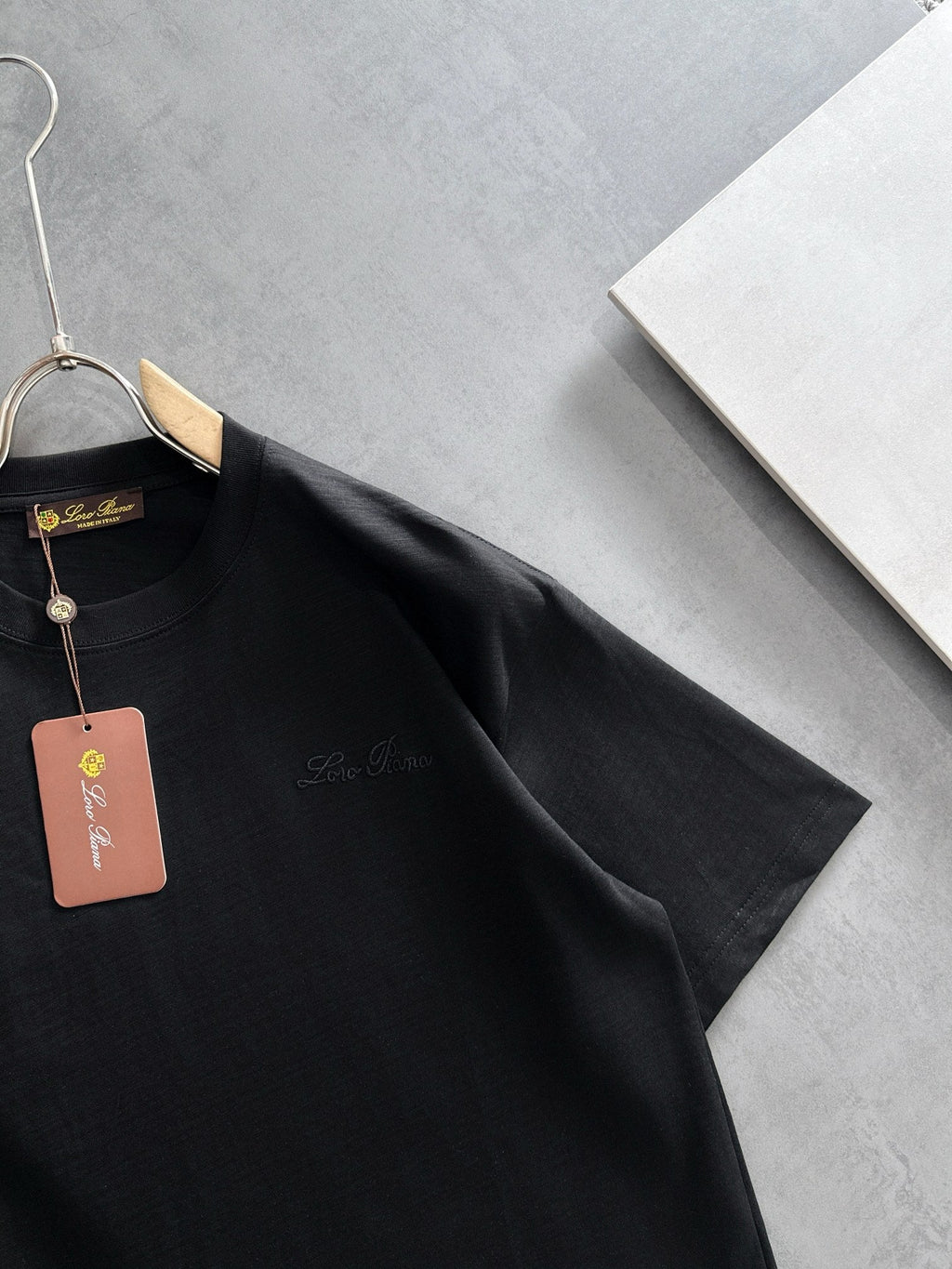 LORO PIANA CREWNECK T-SHIRT IN BLACK COTTON