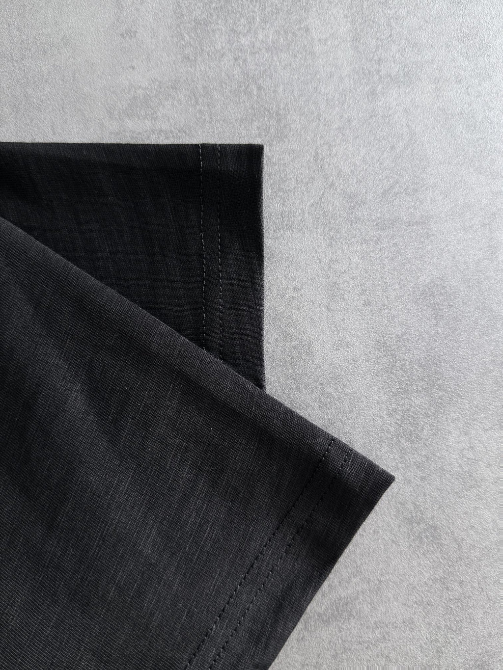 LORO PIANA CREWNECK T-SHIRT IN BLACK COTTON
