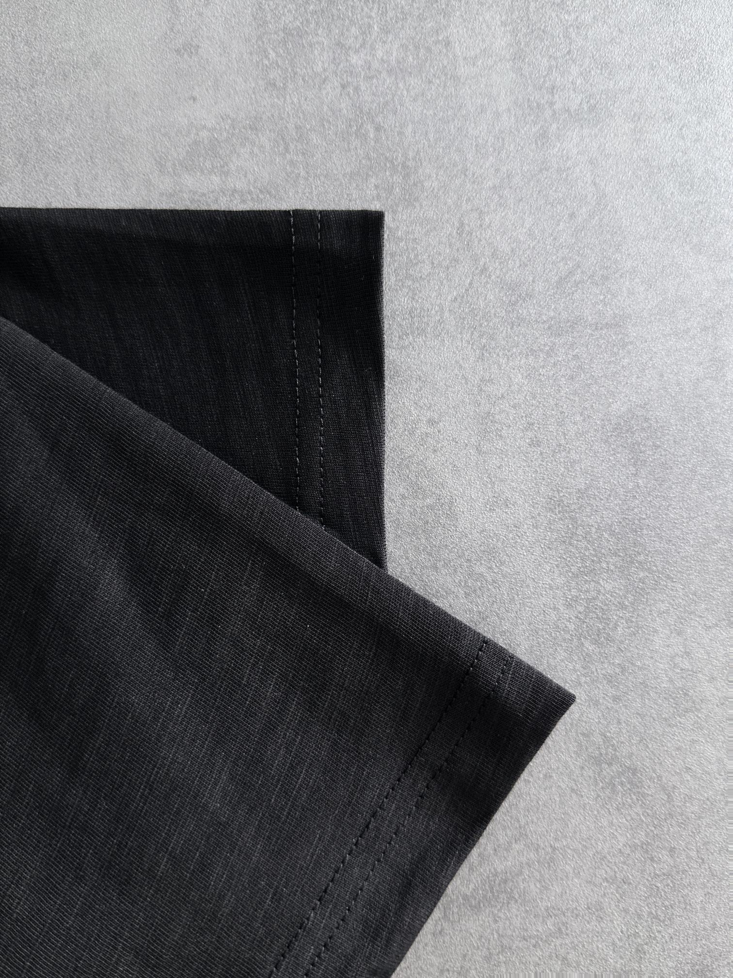 LORO PIANA CREWNECK T-SHIRT IN BLACK COTTON
