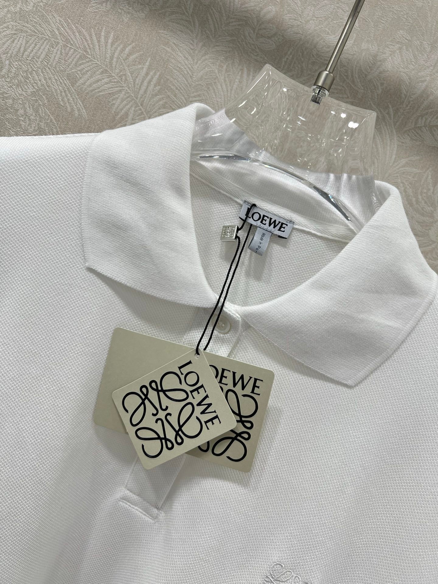 LOEWE OVERSIZED CROPPED POLO SHIRT WITH EMBROIDERED LOGO IN WHITE