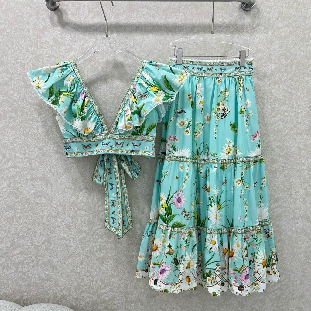 CAMILLA PLUS-SIZE V-NECK TOP AND FLARED SKIRT SET 275167
