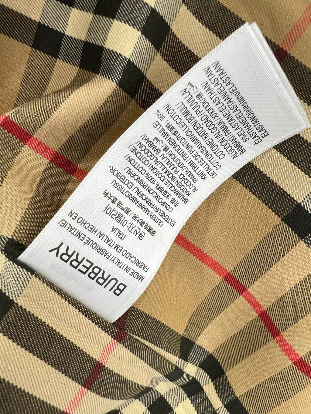 BURBERRY WINDBREAKER JACKET 275090