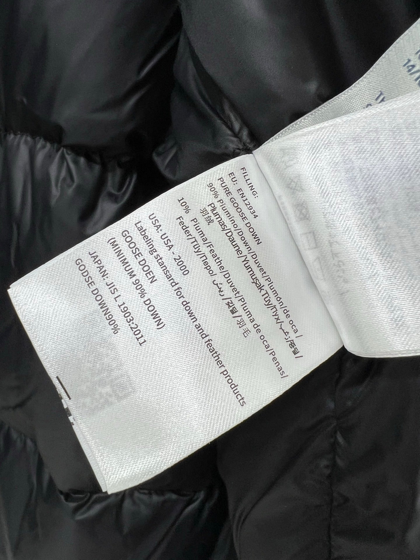 MONCLER 25S JACKET IN BLACK 076