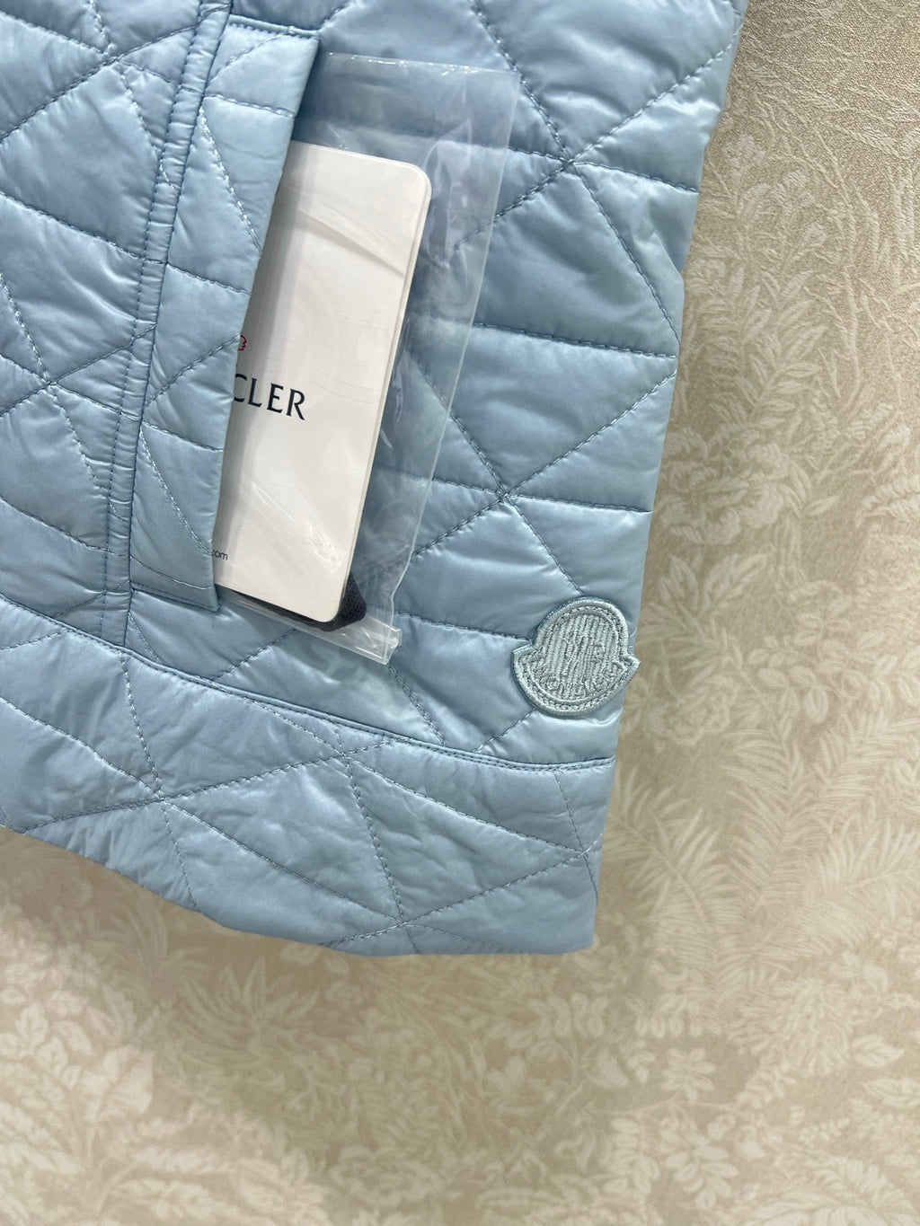 MONCLER 25S DOWN VEST IN BLUE 098