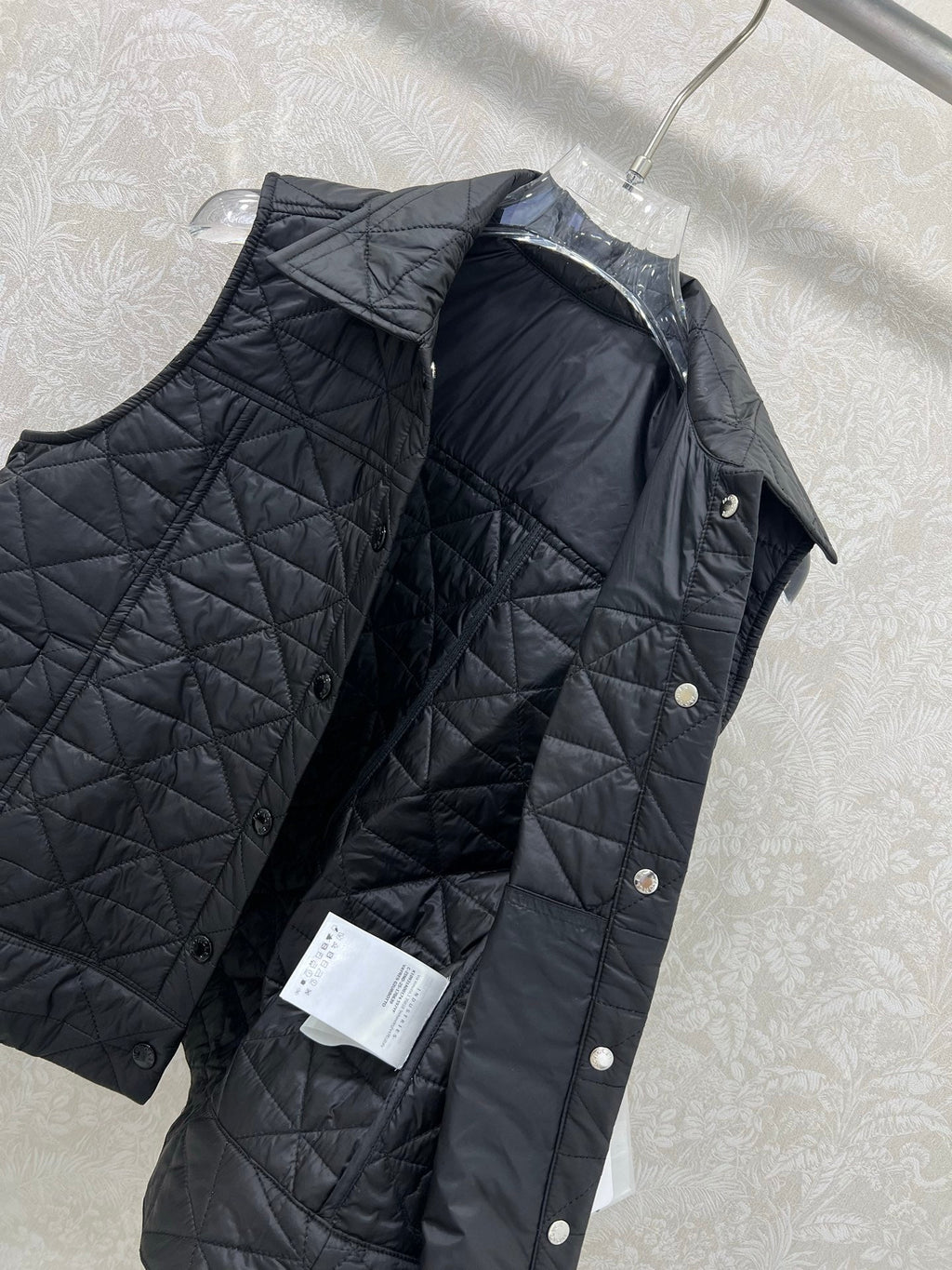 MONCLER 25S DOWN VEST IN BLACK 100