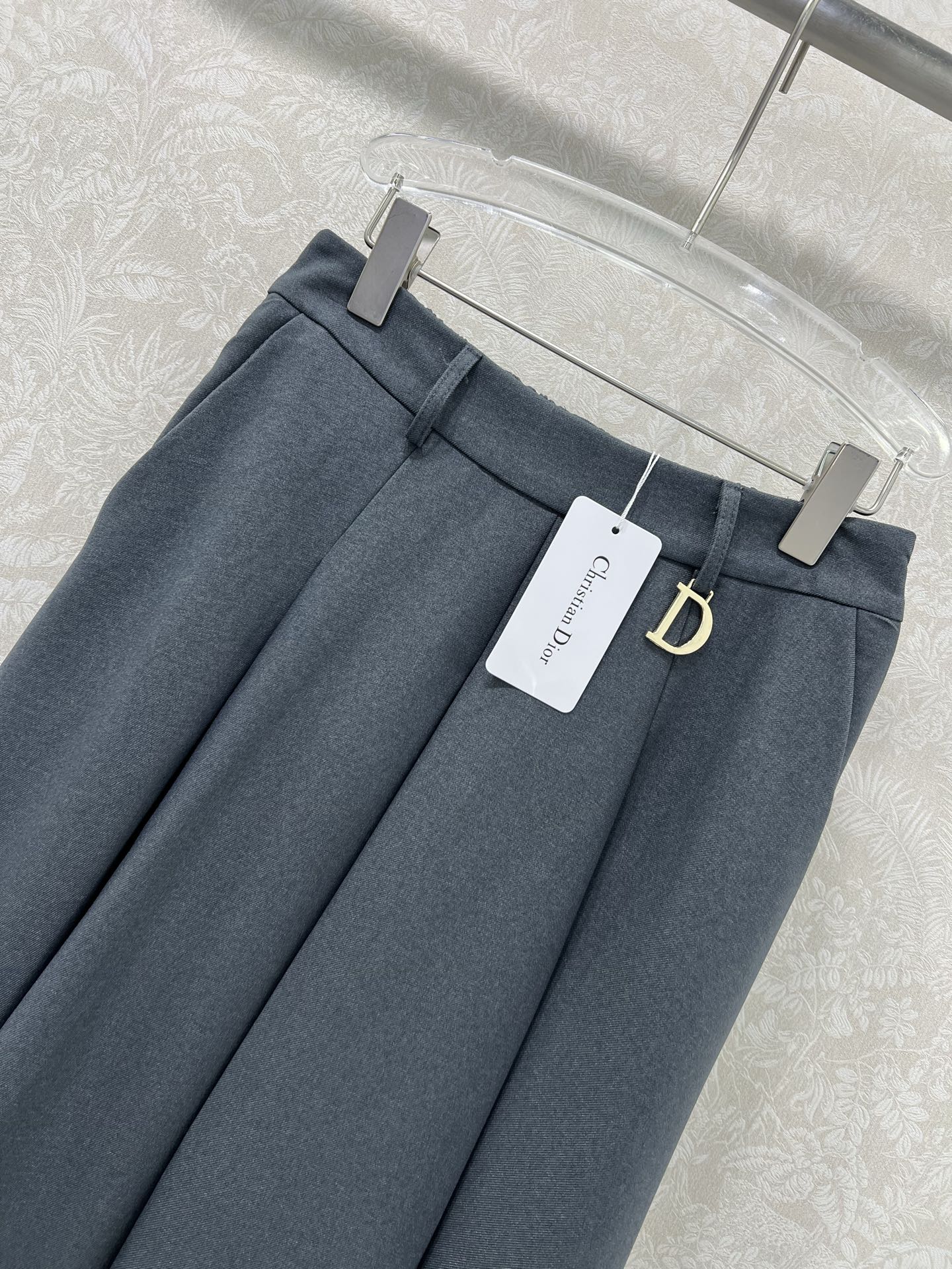 DIOR 25S PLEATED SKIRT STYLE 022