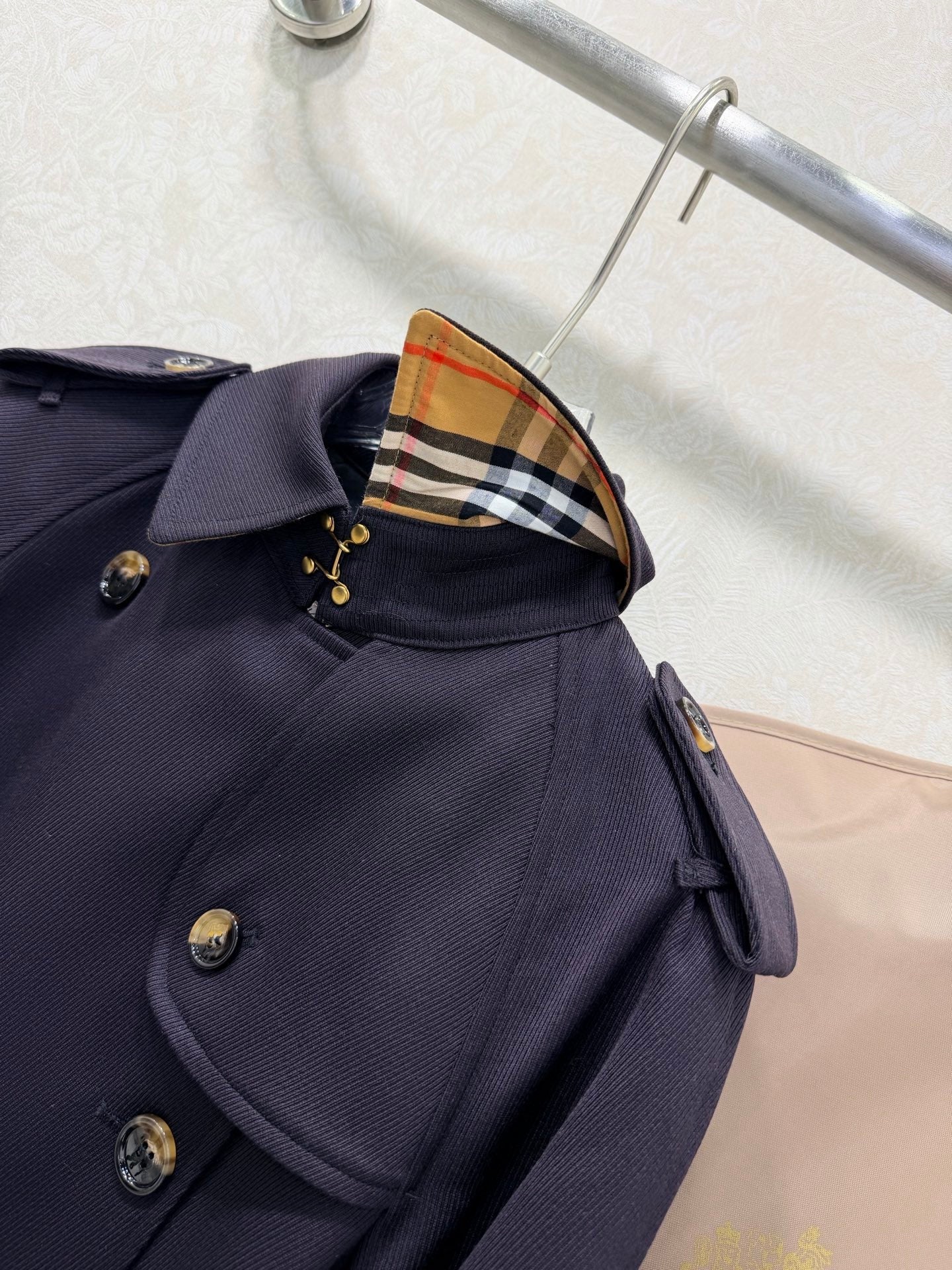 BURBERRY 25S CLASSIC KENSINGTON COAT 307