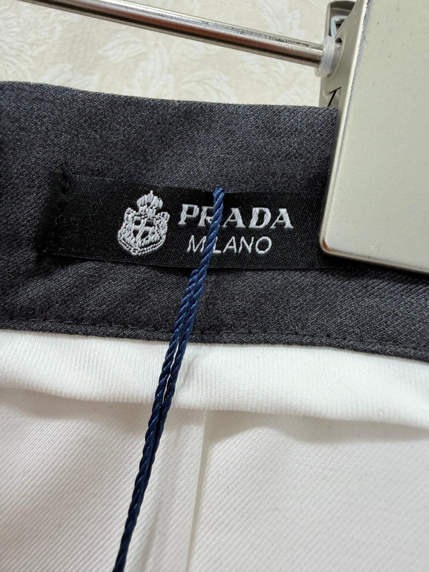 PRADA 26S HIGH WAISTED PLEATED MIDI SKIRT 770