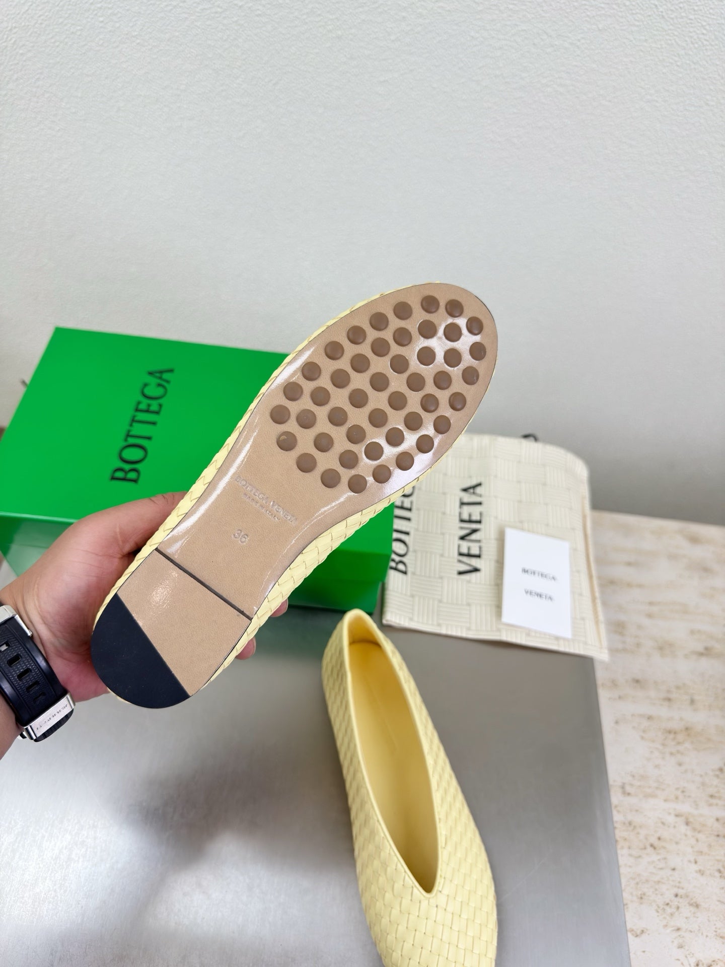 BOTTEGA VENETA 26S BALLET FLATS IN LIGHT YELLOW WOVEN LAMBSKIN