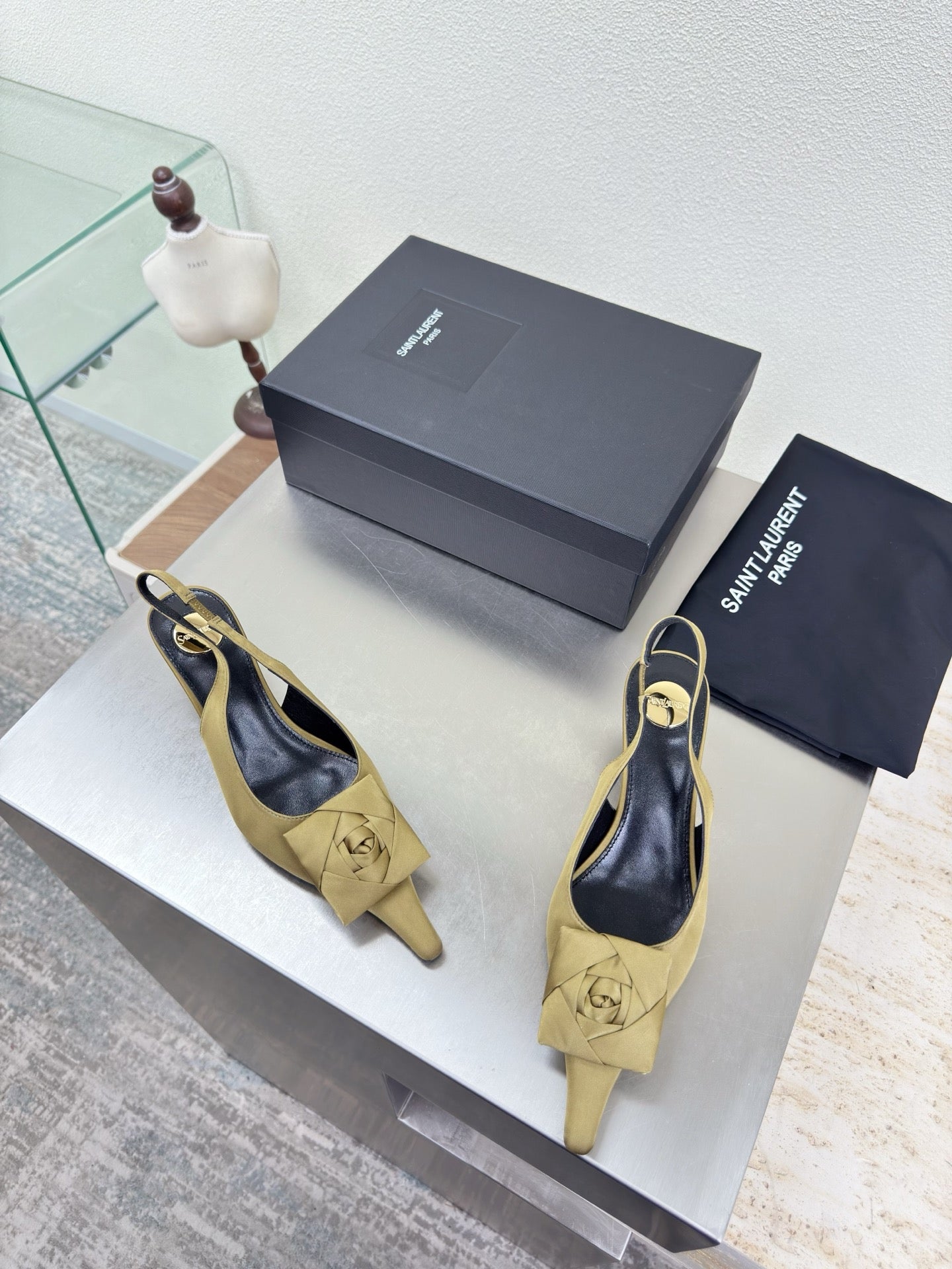YSL 26S SLINGBACK HIGH HEELS 55 MM IN LIGHT OLIVE GREEN SATIN