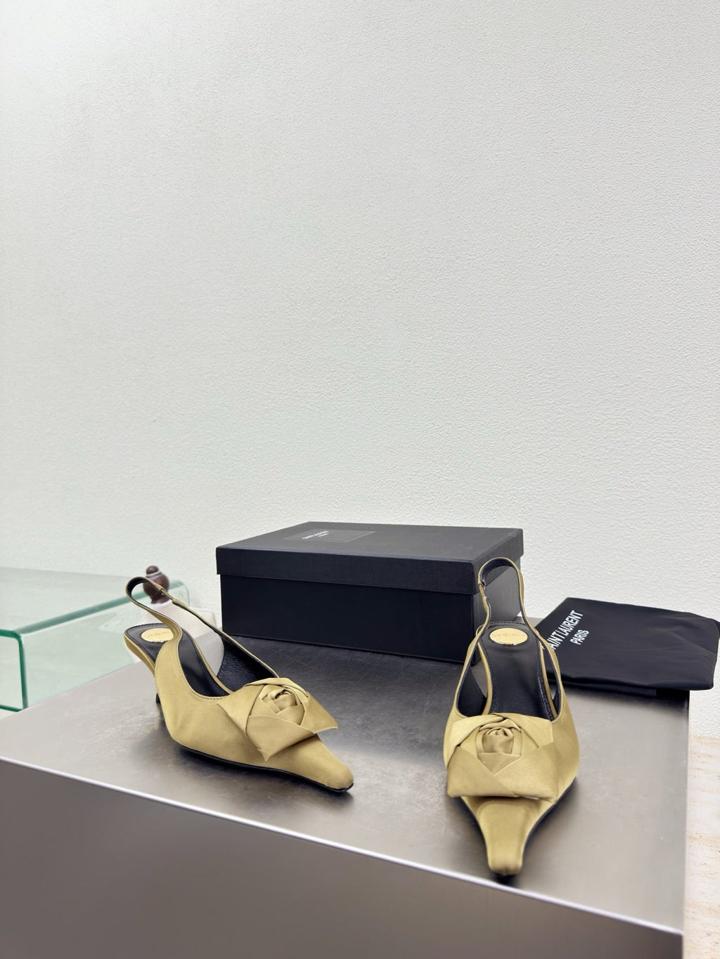 YSL 26S SLINGBACK HIGH HEELS 55 MM IN LIGHT OLIVE GREEN SATIN