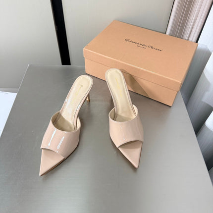 GIANVITO ROSSI 26S POINTED-TOE SANDALS 90 MM IN BEIGE PATENT CALFSKIN