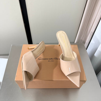 GIANVITO ROSSI 26S POINTED-TOE SANDALS 90 MM IN BEIGE PATENT CALFSKIN