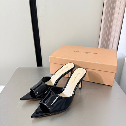 GIANVITO ROSSI 26S POINTED-TOE SANDALS 90 MM IN BLACK PATENT CALFSKIN