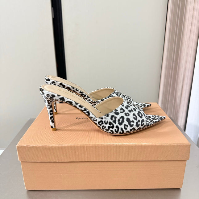 GIANVITO ROSSI 26S POINTED-TOE SANDALS 90 MM IN BLACK AND WHITE LEOPARD PRINT LEATHER 
