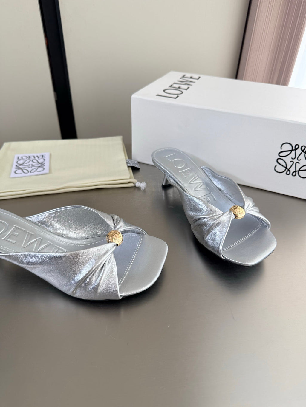 LOEWE 26S HEELED SANDALS 45MM IN SILVER CALFSKIN