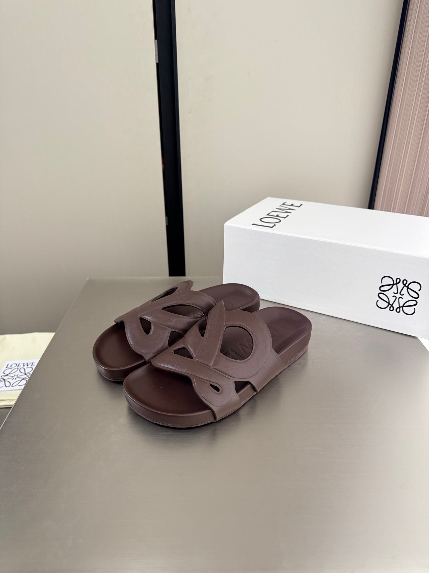 LOEWE 26S SLIDE SANDALS 30MM IN DARK BROWN CALFSKIN