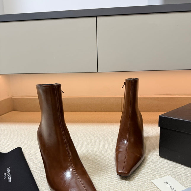 YSL 26S HEELED ANKLE BOOTS 70 MM IN BROWN SHINY LAMBSKIN