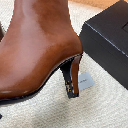 YSL 26S HEELED ANKLE BOOTS 70 MM IN BROWN SHINY LAMBSKIN