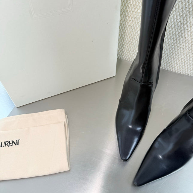 YSL 26S HIGH-HEEL TALL BOOTS 105 MM IN BLACK SHINY LAMBSKIN