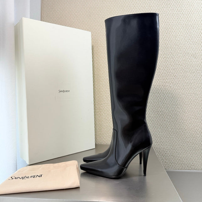 YSL 26S HIGH-HEEL TALL BOOTS 105 MM IN BLACK SHINY LAMBSKIN