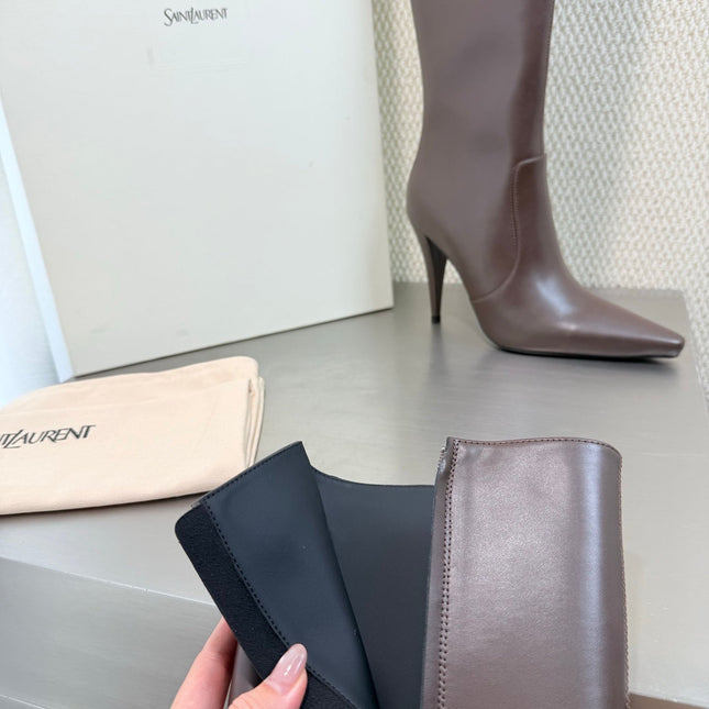 YSL 26S HIGH-HEEL TALL BOOTS 105 MM IN DARK BROWN SHINY LAMBSKIN
