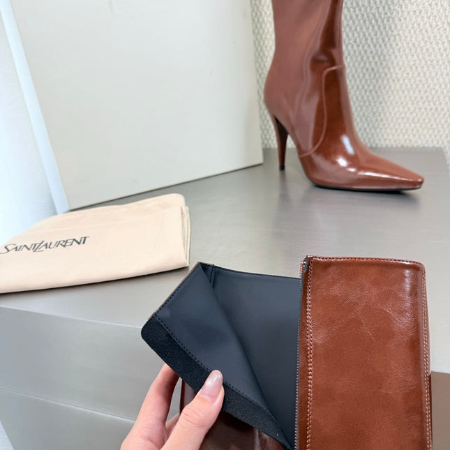 YSL 26S HIGH-HEEL TALL BOOTS 105 MM IN BROWN GLOSSY LAMBSKIN